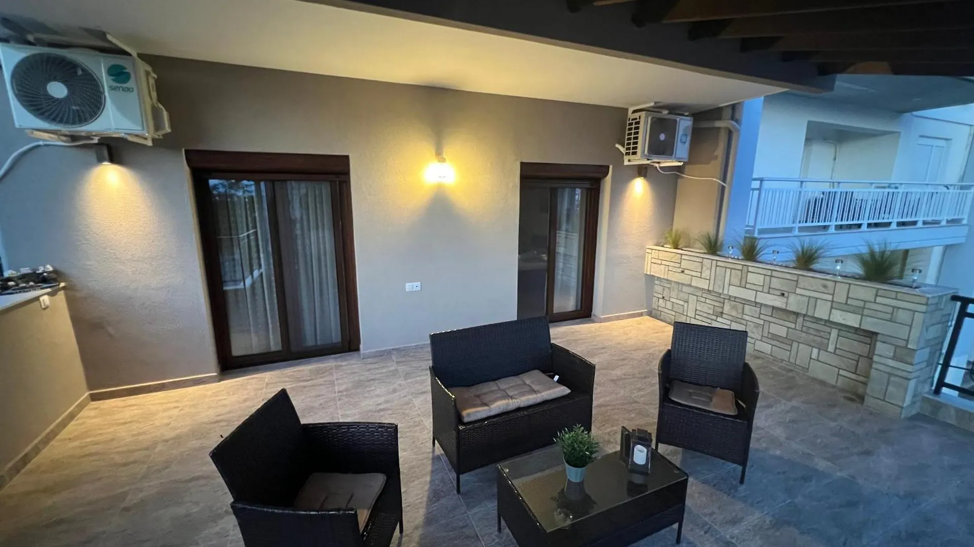 Chrisanthi S House Apartment Nea Michaniona Greece